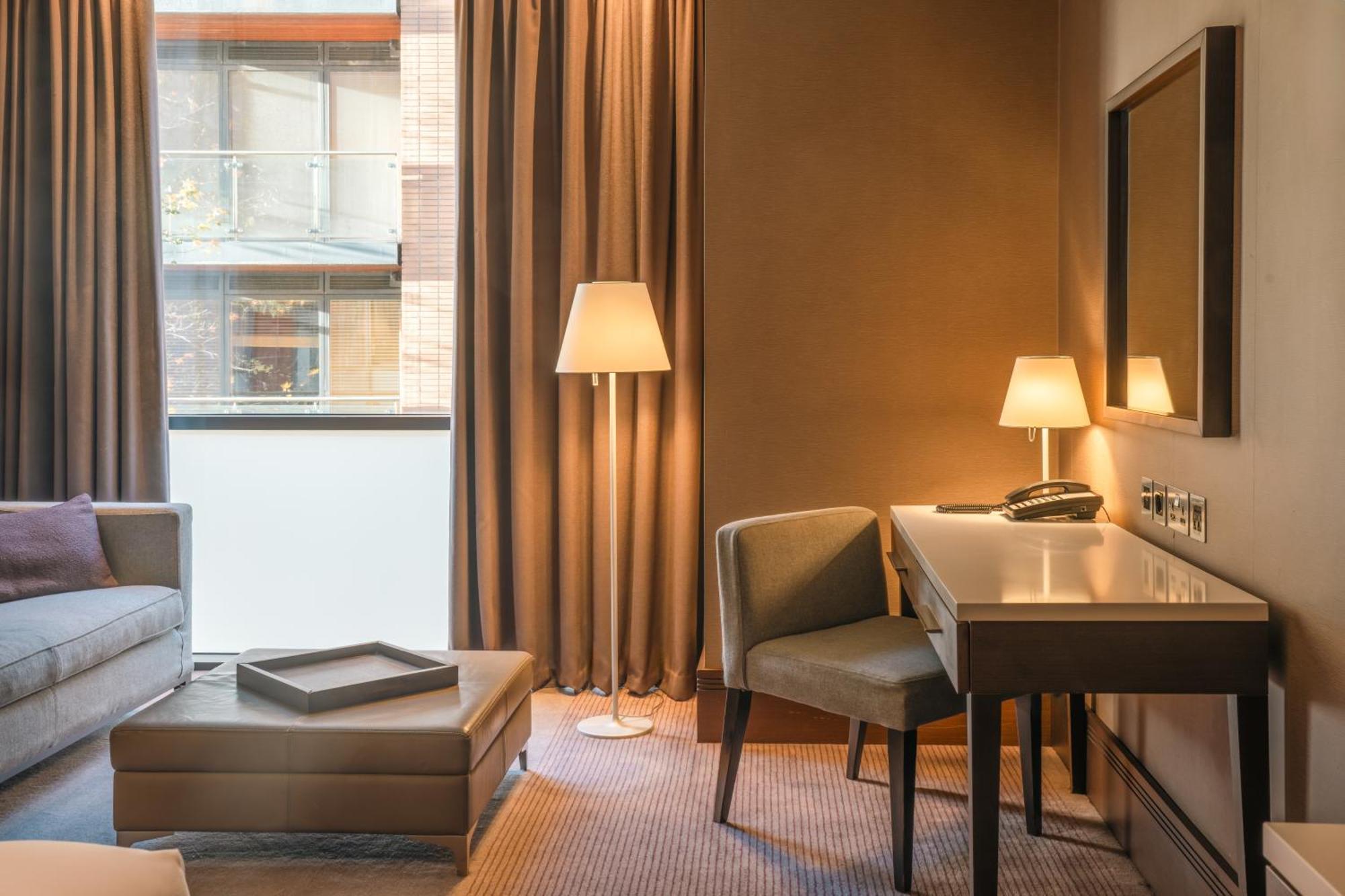 Radisson Blu Royal Hotel Dublin Exteriér fotografie
